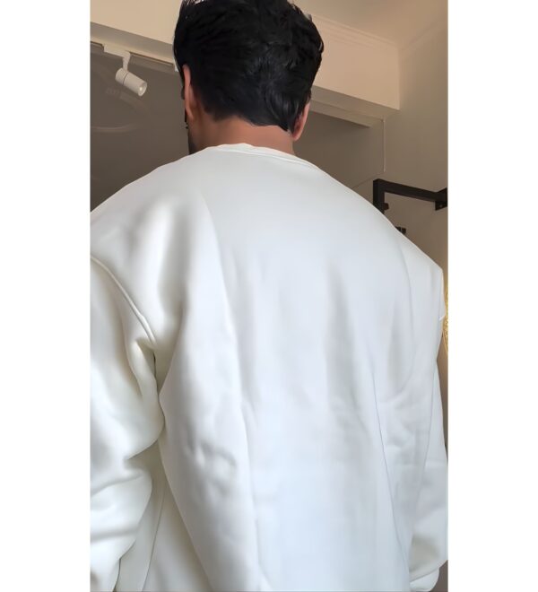 Chardikala Embroidery Sweatshirt – Off White | ELONZE