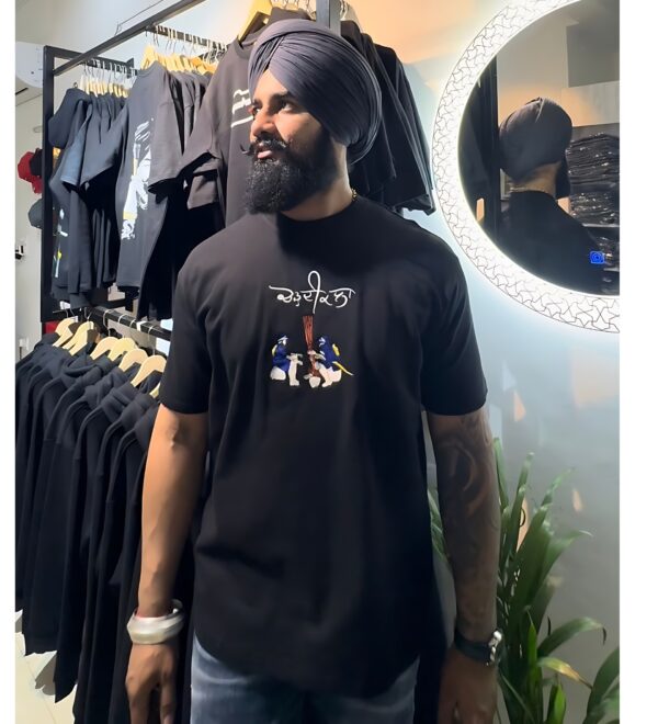 Chardikala Embroidery T-Shirt – Nihang Singh Punjabi Culture Design | ELONZE